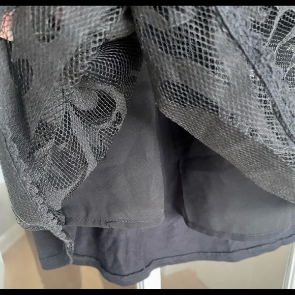 Like New Anthropologie Meadow Rue Black Tunic Lace Overlay Size M - Picture 4 of 10